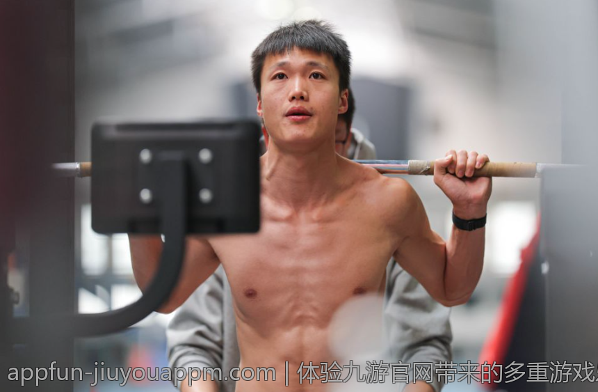 体验九游官网带来的多重游戏乐趣
