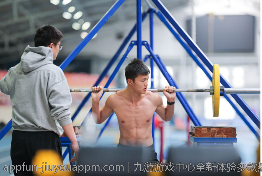 九游游戏中心全新体验多款热门游戏